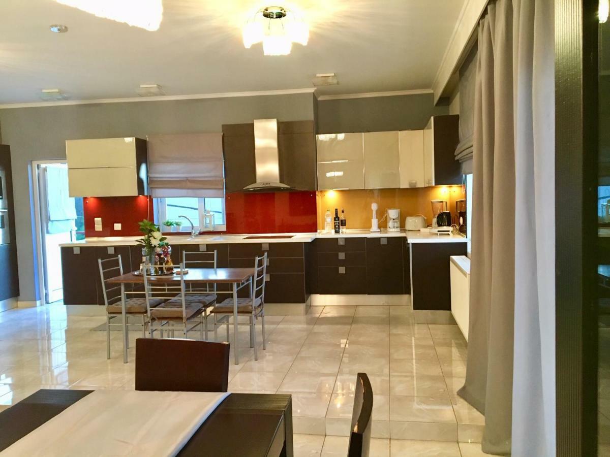Luxury House In Nafplio With A Great View Balcony Apartment Exterior photo