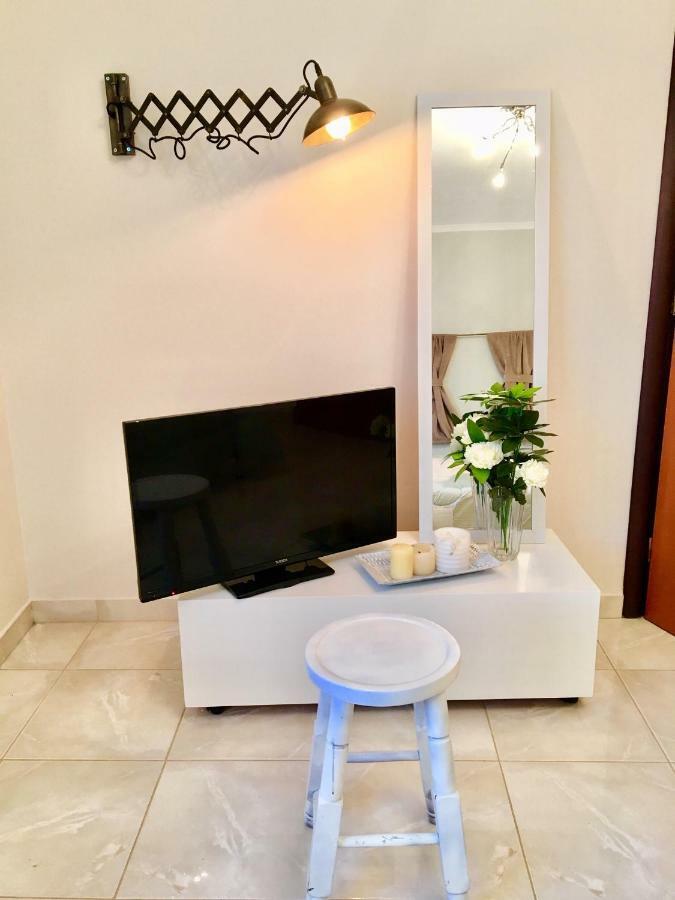 Luxury House In Nafplio With A Great View Balcony Apartment Exterior photo